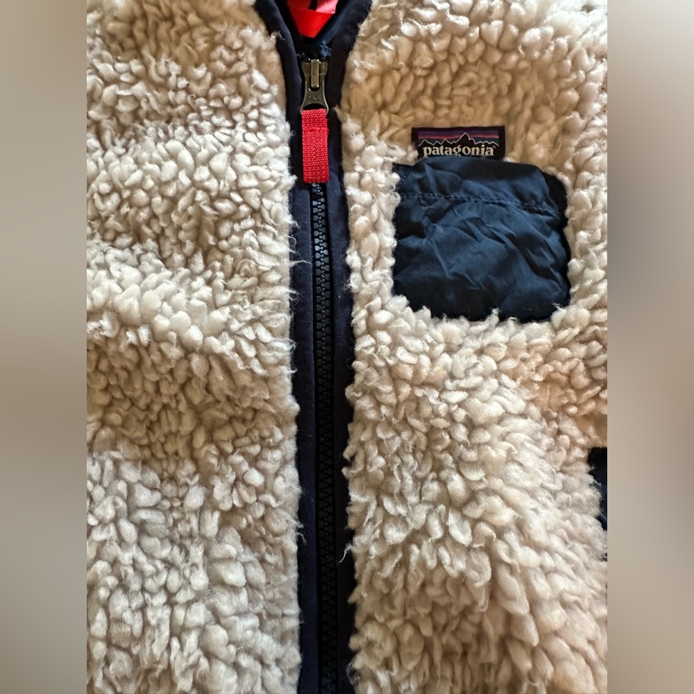 Patagonia Baby Retro-X Fleece Jacket. Size 2T - Picture 7 of 10